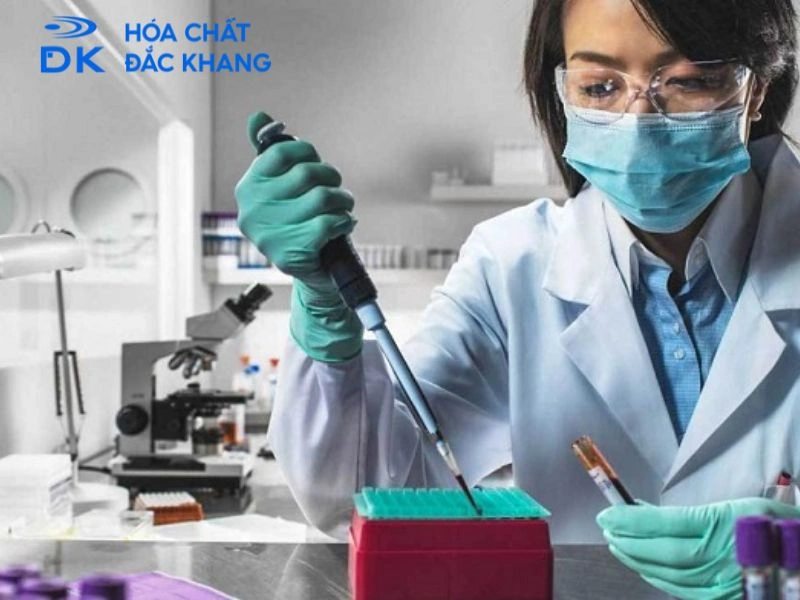 #Ứng Dụng Của Axit Fomic Trong Y Học Và Lưu Ý Khi Sử Dụng